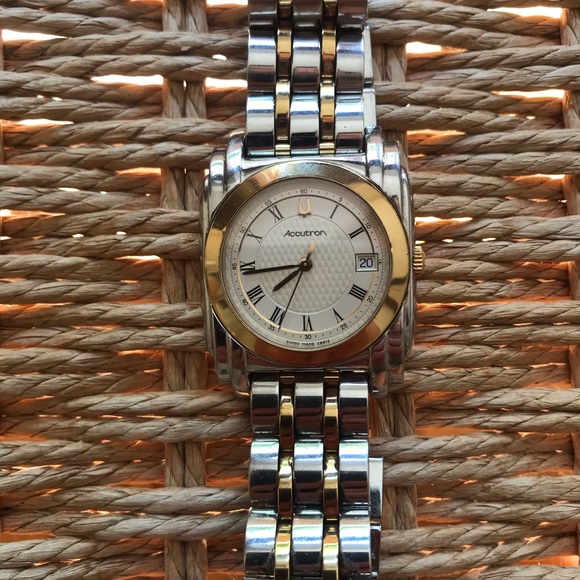 Vintage Bulova T2 Accutron watch - Picture 2 of 9